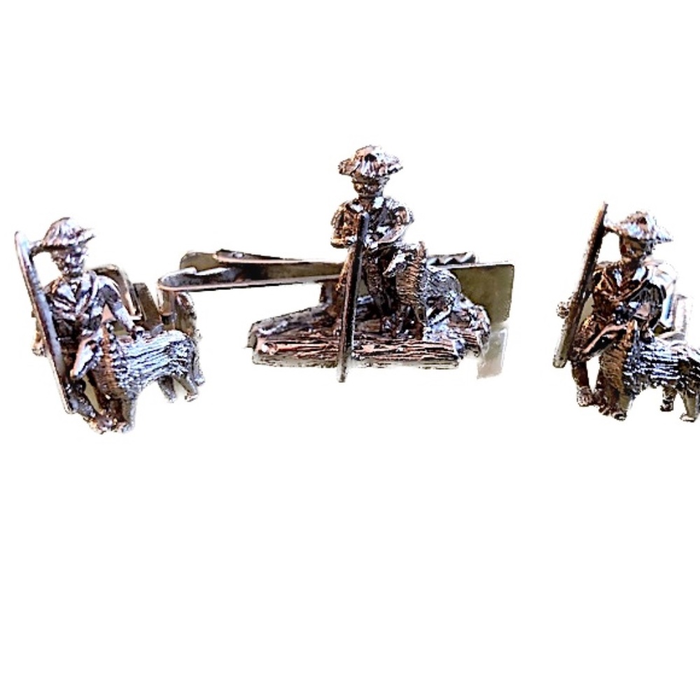 Vintage 1959 Cufflinks & Tie Bar Tom Sawyer No 5931 signed  Sarah Coventry